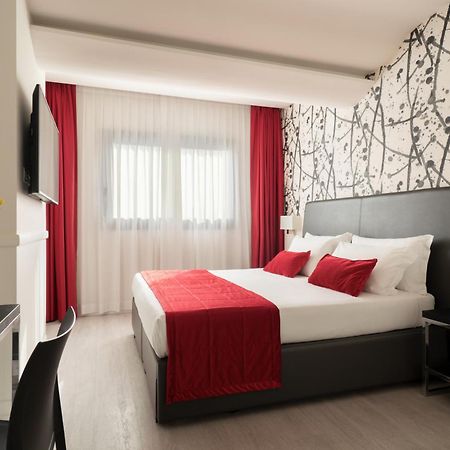 Hotel American Palace Eur Roma Esterno foto