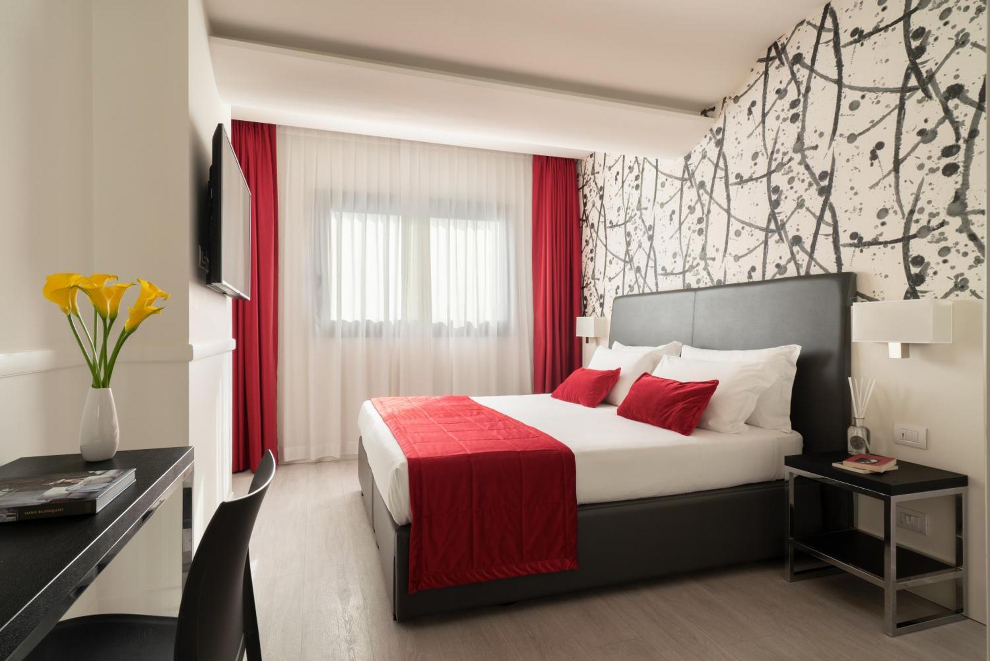 Hotel American Palace Eur Roma Esterno foto