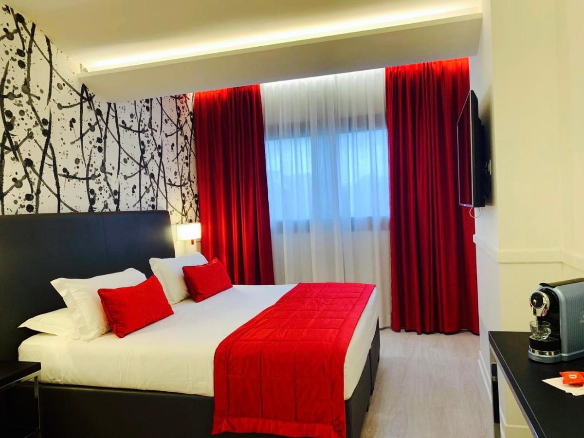 Hotel American Palace Eur Roma Esterno foto